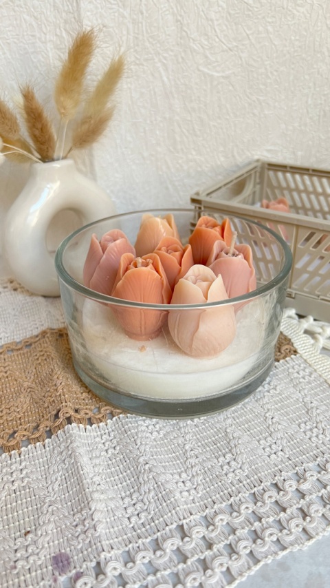 Duża świeca TULIPANY - naturalna