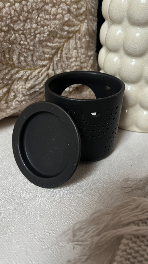 Kominek Black